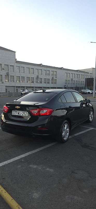 passat diskleri: Chevrolet Cruze sedan - Korpus: qara rəng, aerodinamik xəttlər, xrom — 2