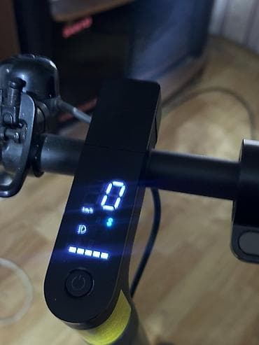 2 el scooter: Salam tep tezedi sürülmeyib demek olar partlamayan teker — 3