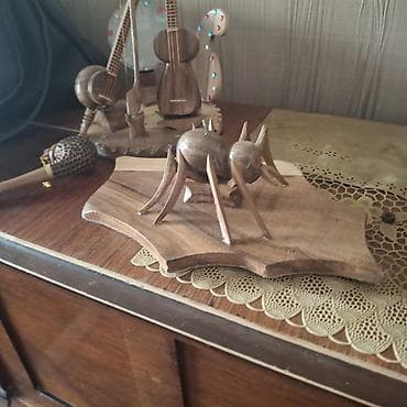 bed: Fiqur, Taxta, rəng - Qəhvəyi — 1