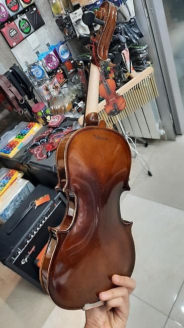 skripka: Skripka viktor 4.4 150 azn deyil 125 azne endi.Endirim davam edir — 1