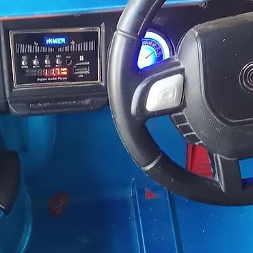 qiz usaq geyimleri: Uşaq üçün elektrikli minik maşını – G55 AMG stili, mavi rəng — 2