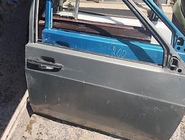 lada vaz 2101: VAZ/Lada Samara üçün qapılar satılır. Şəkillərdə müxtəlif rənglərdə — 3