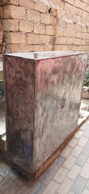 nerjaveyka bak: Bakı şeherindedir. 350.litrlik nerjaveka çendir.Meşetde az isdfade — 1