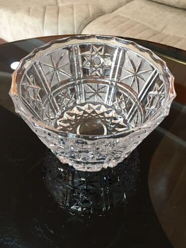 yuxuda xrustal qab görmek: Konfet qabı, xrustal. Çexiya, 70-ci illər. İstifadə olunmayıb — 2