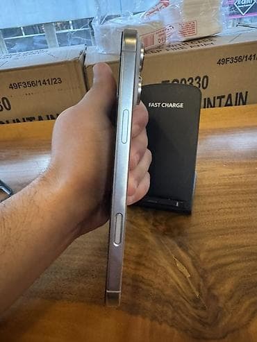 iphone 16 baki: IPhone 16 Pro Max, 256 GB, White Titanium — 3