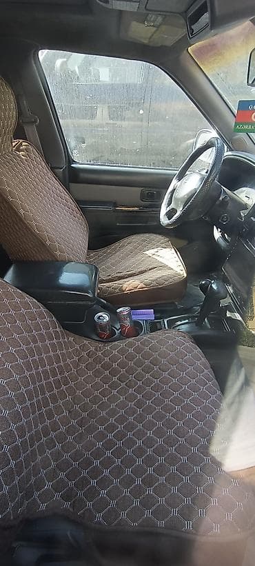 su matoru gidrafon: Nissan Pathfinder: 3.2 l | 1998 il Ofrouder/SUV — 2