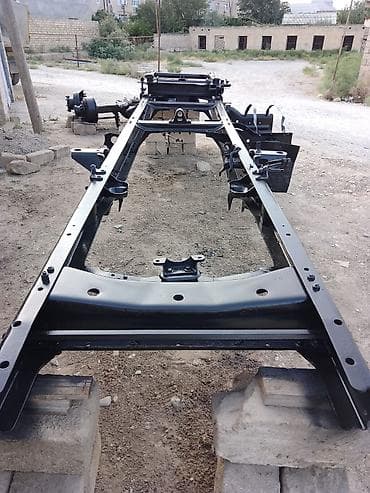 maşın ucun aksesuarlar: Məhsul: Avtomobil üçün tam metal çərçivə (şassi) Təsvir: - — 1