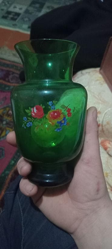 meduza guldan: Bir vaza — 1