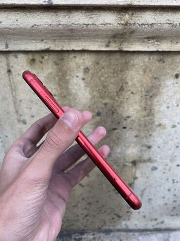 balaca ayfonlar: IPhone 11, 64 GB, Qırmızı, Simsiz şarj, Face ID, Zəmanət — 2