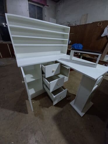 mərmər masa: Yeni, Makiyaj üçün masa, Güzgüsüz — 2