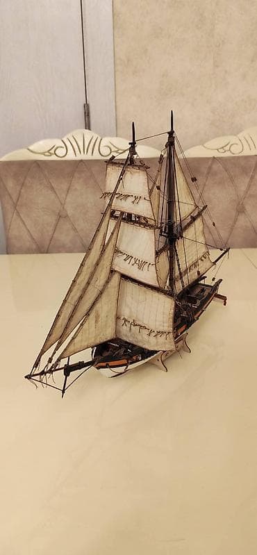 tar: Tarixi yelkənli gəmi maketi – 1:100 miqyas 2 ay ərzində yığılıb. - İki — 3