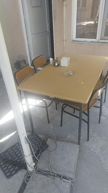 masa kafe: Verzalit Metall karkaslı masa və 4 ədəd stul dəsti - Dördkünc, geniş — 1