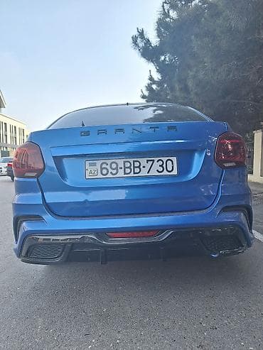 Salam Lada granta liftback arxa Sport bufer satilir ve ya oz renginde