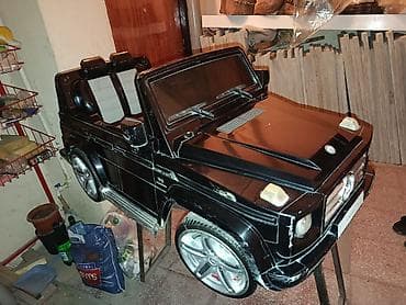 Uşaq üçün elektrikli minik avtomobili – qara rəng, SUV/G-class