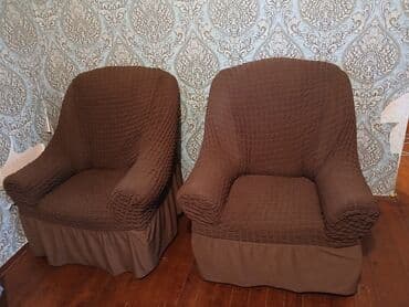 divan uzlukleri instagram: İki ədəd qəhvəyi rəngli kreslo örtüyü. Elastik materialdan hazırlanıb — 2