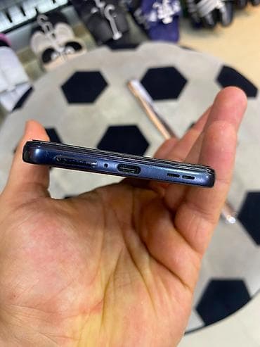 Poco F4, 256 ГБ, цвет - Черный, Отпечаток пальца, Face ID — 2