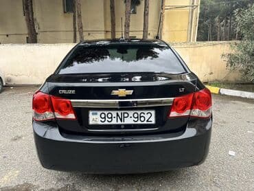 balansera kardan: Chevrolet Cruze sedan - Çox ekonomlu benzin xercleyir - Kuzov: qara — 9