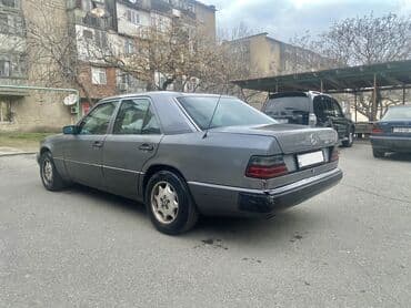nolyeddi sekilleri yukle: Mercedes-Benz E 230: 2.3 l | 1992 il Sedan — 6