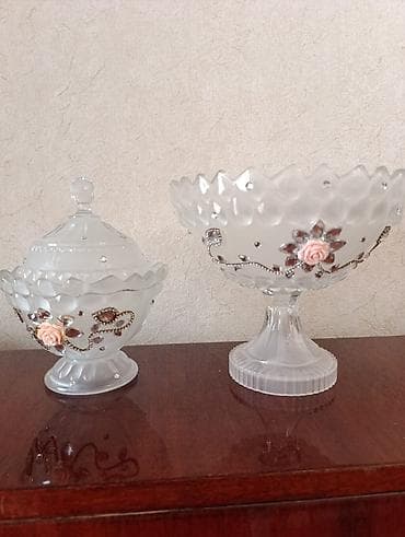 Süfrə qab-qacaqı: Meyve konfet qabi ikisi bir yerde 20azn — 1