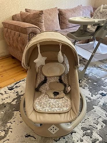 usaq matrasi: Oğlan və qız üçün, İşlənmiş, Beşik, Dəstsiz, Matrassız, Yellənmə mexanizm ilə — 1