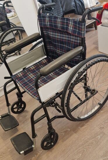 əlillər üçün araba: Mexaniki əlil arabası - Konstruksiya: möhkəm qara metal şassi, iri — 1