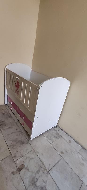 Beşiklər: Qız üçün, Dördbucaq, Beşik, Yellənmə mexanizmsiz — 2