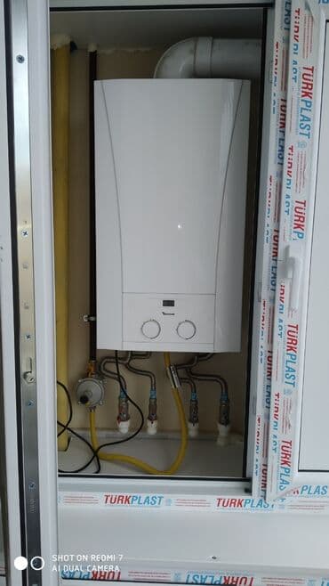 Kombi və banka balon yığmaq üçün plastik şkafların sifarişi Kombi