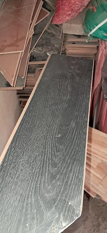 suse banka satisi: Laminat döşəmə satılır 60 kvadrat metr laminat satılır. Laminatlar — 1