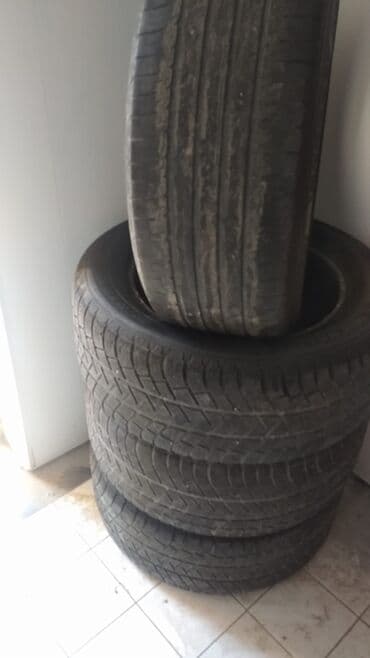 teze tekerler: İşlənmiş Şin 255 / 55 / R 18 — 2