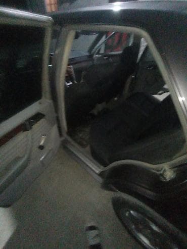 maşın aksesuarları: Mercedes-Benz W124: 2 l | 1995 il Sedan — 9