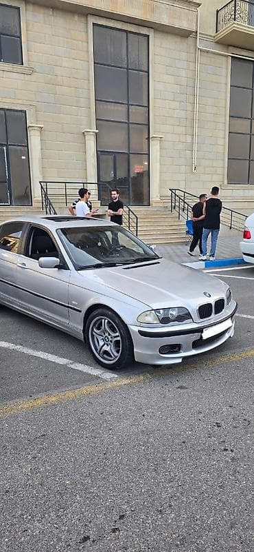bmw e60 m: BMW 3 series: 2 l | 1999 il Sedan — 4