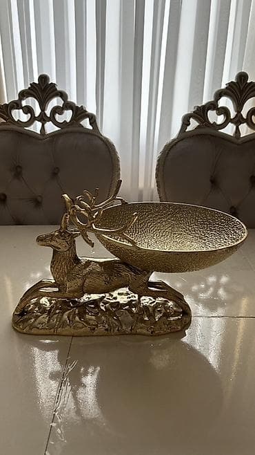 qab gulleri: Meyve qabi 95 azn . Hediyye alinib 2 gundur.Qızılı maral fiqurlu — 7