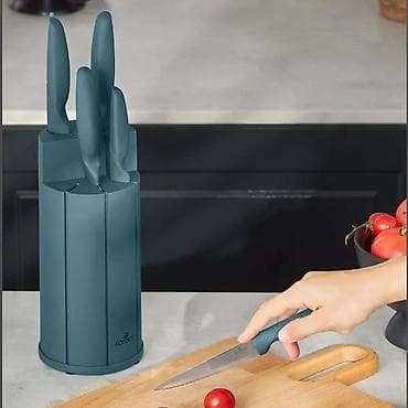 yeni il celengi: Karaca firmasi. Yeni . qutuda — 2