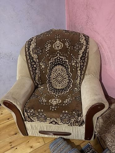 tek kreslolar: Kreslo – yumşaq və rahat oturacaq 2-li - Klassik üslubda geniş tək — 1