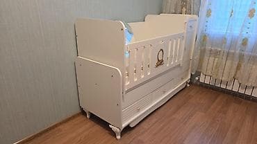 Для девочки и мальчика, Четырехугольная, Колыбель, Без бортиков, С матрасом, С механизмом качания — 2