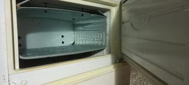 soyuducu qablari: İki kameralı soyuducu - Üst hissədə ayrıca donduruc⁹u bölmə, aşağıda — 8