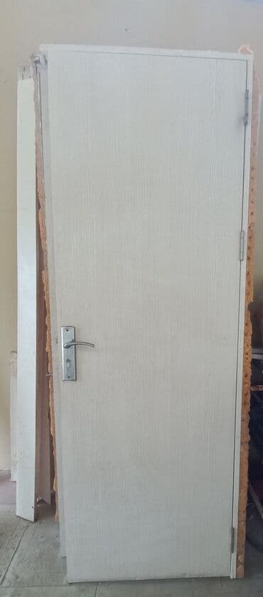 işlənmiş otaq qapıları: İşlənmiş Otaq qapısı 70x200 sm Ünvandan götürmə — 1
