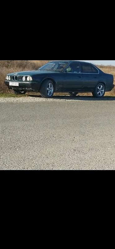 735 bmw: BMW 5 series: 2 l | 1989 il Sedan — 1