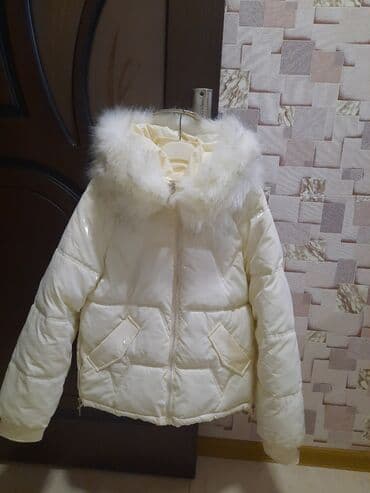 geyimlər: Çox əla vziyyətdə,isti bir kutkadır.👍 — 2