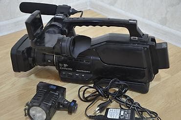 Sony 1500 video kamera - Model: Sony HD (AVCHD/MPEG2 SD yazma, daxili lalafo.az -da Sony 1500 video kamera - Model: Sony HD (AVCHD/MPEG2 SD yazma, daxili