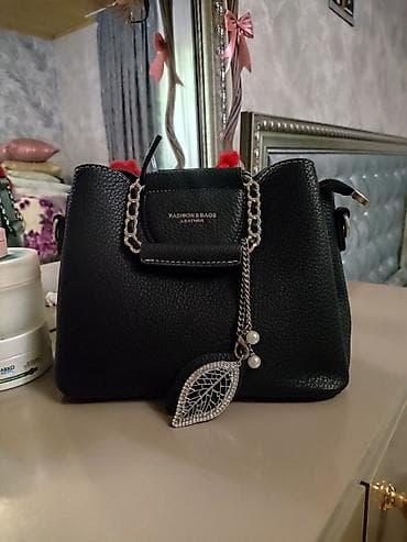 Qadın çantası – “Fashion & Bags Leather” tezedir hec istifade