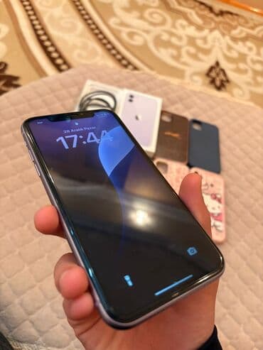 Apple iPhone: IPhone 11, 64 GB, Deep Purple, Face ID — 3