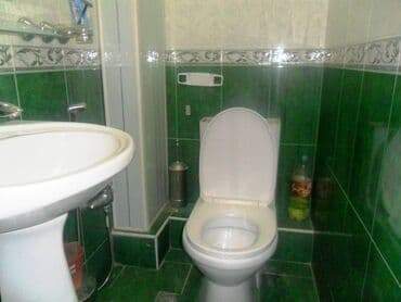 8 mikrorayon: Nəsimi rayonu, 4-cü Mikrorayonda, 4-otaqlı, sahəsi 110kv-m olan mənzil — 16