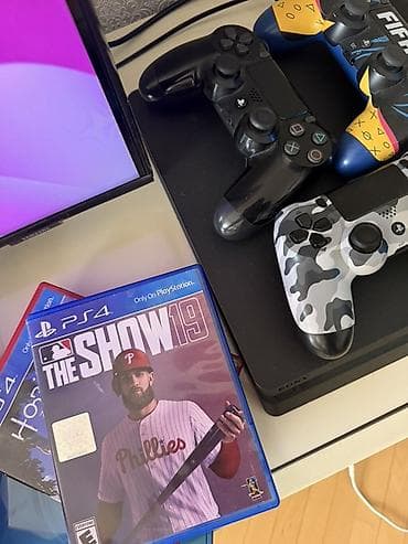 playstation 4 oyun: Playstation ps 4 slim 500gb 3 pult 2 orginal 3 oyun verilir üzerinde — 3
