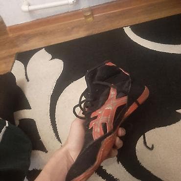 krasovka: Aşaqi yeri var! ASICS güləş/kikboks üçün idman ayaqqabısı - Rəng — 3