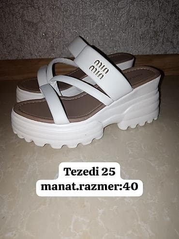 белые туфли новые: Ağ rəngli platforma sandaletlər - Model: açıq burunlu, kəsişən — 1