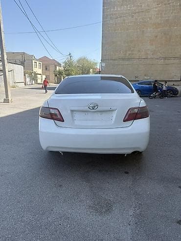 toyota corolla benzin: Toyota Camry – ağ rəngli sedan İli 2007,2,4 mator ideal veziyyetde — 4