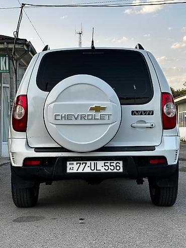ravon r4 lizing: Chevrolet Niva – kompakt və çevik 4x4 krossover - Kuzov: ağ rəng, tam — 3