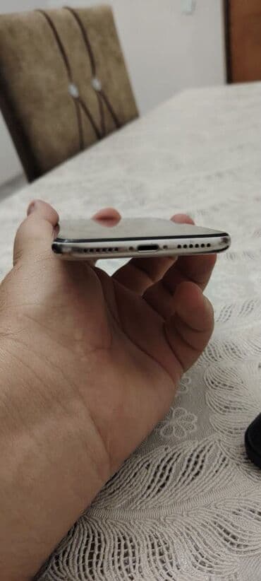 iphone xacmaz: IPhone X, 64 GB, Gümüşü, Face ID — 3