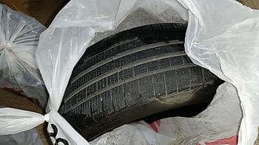 Б/у Шина Pirelli 225 / 50 / R 17 — 3